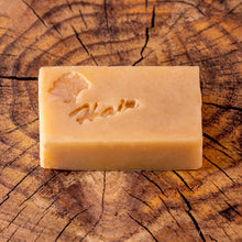 Lade das Bild in den Galerie-Viewer, Naturseife Hairandmore